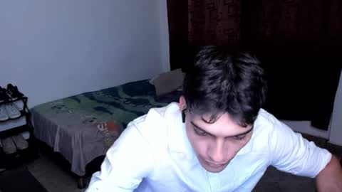 Snapshot of alessio_vale chatting on February 4, 2026, 6:14 pm alessio Vale online show from February 4, 2026, 6:14 pm