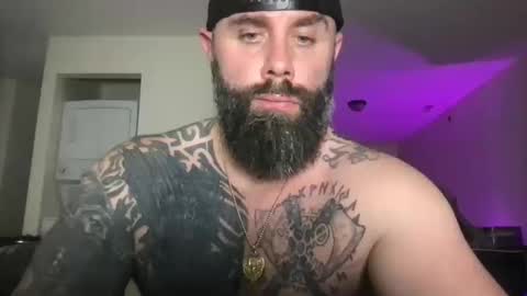 alesterwhite online show from October 11, 2025, 7:01 pm