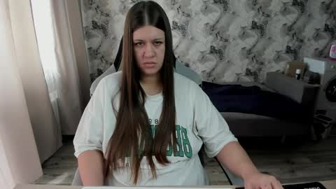 Aletta Oushen online show from April 22, 2026, 10:17 am