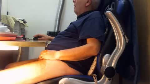 alex47100 online show from February 4, 2025, 2:53 pm