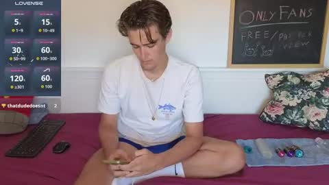 Snapshot of alex83530 chatting on July 24, 2026, 8:01 am Alex83530 online show from July 24, 2026, 8:01 am