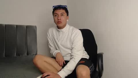 Owen online show from December 16, 2024, 1:53 am