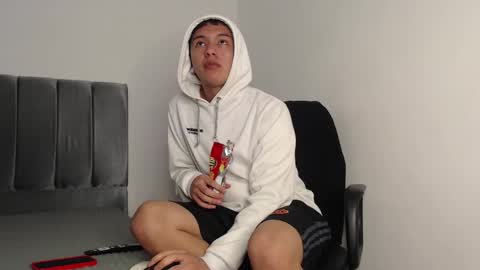 Owen online show from December 21, 2024, 1:47 am