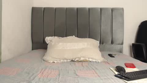 Owen online show from January 6, 2025, 4:04 am