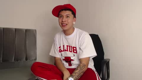 Owen online show from February 15, 2025, 9:16 am