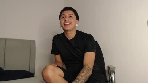 Owen online show from April 21, 2026, 2:51 am