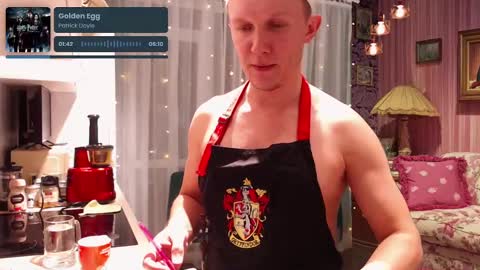 Alex Amazing online show from February 20, 2025, 9:09 pm