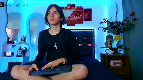 sneider online show from January 7, 2025, 6:56 pm