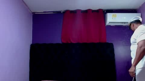 Snapshot of alex_bigcumvez chatting on May 4, 2026, 11:34 pm perseuz online show from May 4, 2026, 11:34 pm