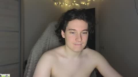 FAVORITE online show from October 27, 2025, 6:50 am