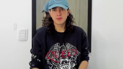 alex_connorr online show from January 30, 2025, 2:58 pm