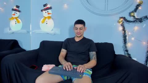 alex online show from December 3, 2024, 12:16 pm