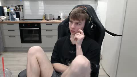 Alex online show from February 9, 2025, 4:40 pm