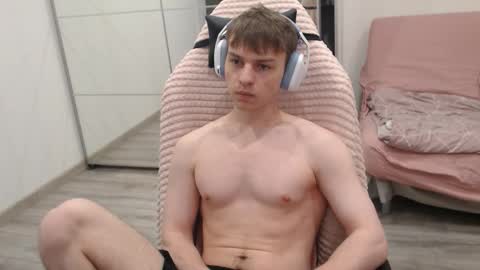 Alex online show from September 24, 2025, 11:19 pm