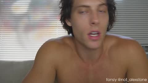 Alex Stone online show from November 2, 2025, 6:43 pm