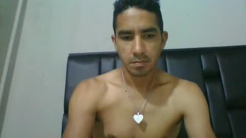 Snapshot of alex_m1992 chatting on June 17, 2026, 3:35 pm alex_m1992 online show from June 17, 2026, 3:35 pm