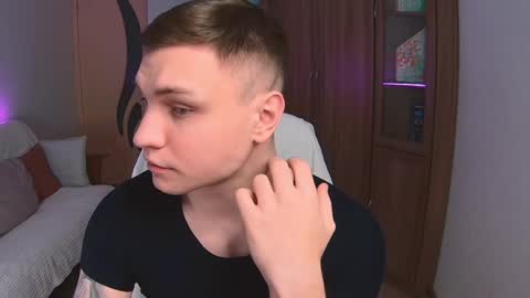 alex_milson online show from March 7, 2025, 5:40 am