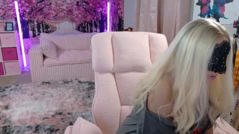 Alex online show from April 25, 2026, 1:52 am