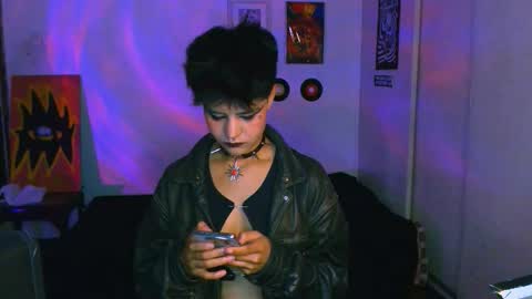 Alex online show from October 9, 2025, 1:03 am