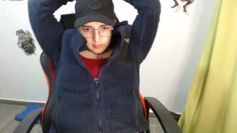 Snapshot of alex_parker07 chatting on December 13, 2024, 1:48 am Alex Parker online show from December 13, 2024, 1:48 am