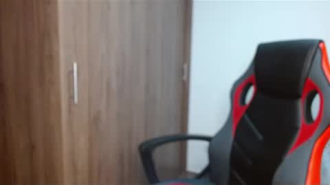 Snapshot of alex_parker07 chatting on January 22, 2025, 11:32 pm Alex Parker online show from January 22, 2025, 11:32 pm