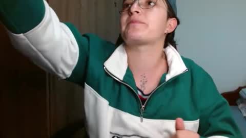 Snapshot of alex_parker07 chatting on January 29, 2025, 10:43 pm Alex Parker online show from January 29, 2025, 10:43 pm