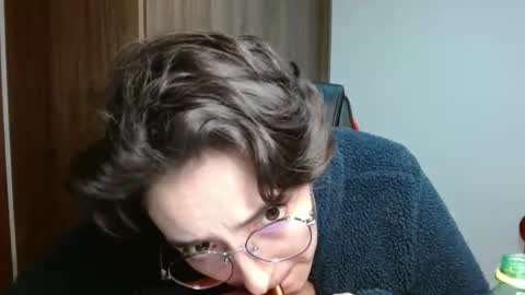 Snapshot of alex_parker07 chatting on January 30, 2025, 11:45 pm Alex Parker online show from January 30, 2025, 11:45 pm