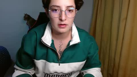 Snapshot of alex_parker07 chatting on February 7, 2025, 11:34 pm Alex Parker online show from February 7, 2025, 11:34 pm