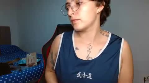 Snapshot of alex_parker07 chatting on February 13, 2025, 4:00 am Alex Parker online show from February 13, 2025, 4:00 am