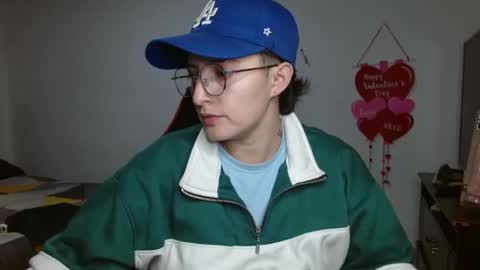 Snapshot of alex_parker07 chatting on February 21, 2025, 3:01 am Alex Parker online show from February 21, 2025, 3:01 am