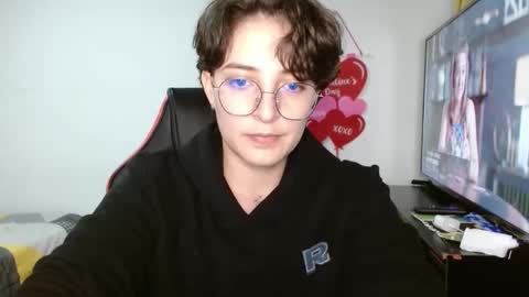 Snapshot of alex_parker07 chatting on March 7, 2025, 11:49 pm Alex Parker online show from March 7, 2025, 11:49 pm