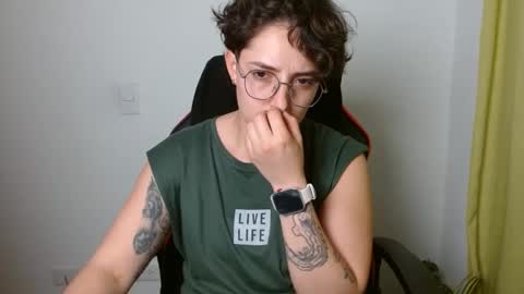 Snapshot of alex_parker07 chatting on March 12, 2025, 12:31 am Alex Parker online show from March 12, 2025, 12:31 am