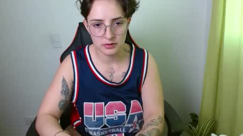 Snapshot of alex_parker07 chatting on March 12, 2025, 9:56 pm Alex Parker online show from March 12, 2025, 9:56 pm