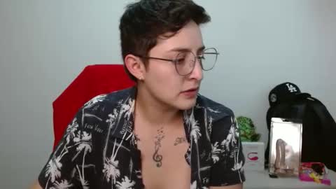 Snapshot of alex_parker07 chatting on October 23, 2025, 9:35 pm Alex Parker online show from October 23, 2025, 9:35 pm