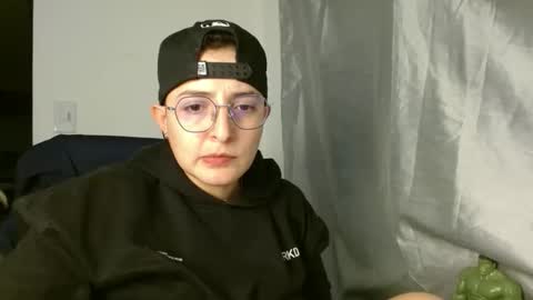 Snapshot of alex_parker07 chatting on March 27, 2026, 12:49 am Alex Parker online show from March 27, 2026, 12:49 am