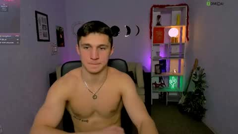 Snapshot of alex_reeding chatting on April 28, 2026, 12:10 pm Alex online show from April 28, 2026, 12:10 pm