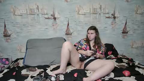 Alex and Sarah online show from September 24, 2025, 8:23 pm