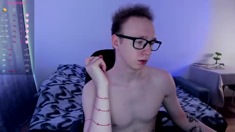 Snapshot of alex_silent chatting on February 23, 2025, 10:06 am alex_silent online show from February 23, 2025, 10:06 am