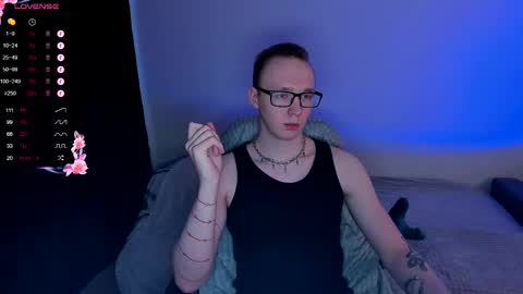 Snapshot of alex_silent chatting on November 12, 2025, 10:15 am alex_silent online show from November 12, 2025, 10:15 am