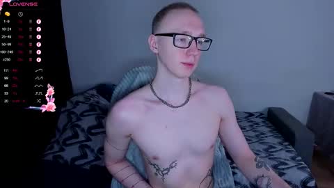 Snapshot of alex_silent chatting on February 5, 2026, 2:00 pm alex_silent online show from February 5, 2026, 2:00 pm