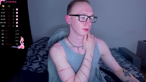 Snapshot of alex_silent chatting on February 19, 2026, 1:12 am alex_silent online show from February 19, 2026, 1:12 am