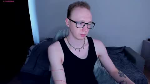 alex_silent online show from April 18, 2026, 12:31 pm