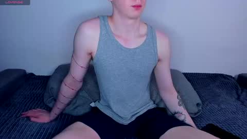 alex_silent online show from April 22, 2026, 8:50 am