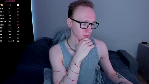 alex_silent online show from April 24, 2026, 8:50 am