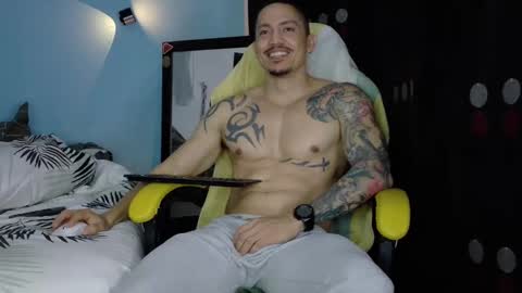 alex_sthorm online show from April 21, 2026, 5:47 am