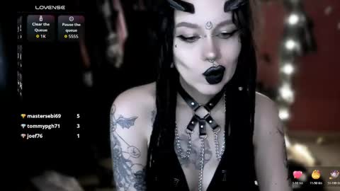 Snapshot of alex_succubus chatting on June 7, 2026, 5:44 am Alex Succubus online show from June 7, 2026, 5:44 am