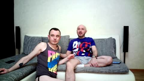 Alex and Tobey online show from February 25, 2026, 2:43 am