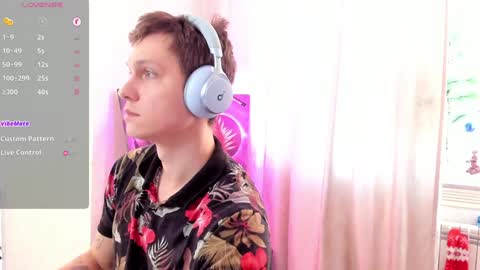 Alex WandHot online show from January 19, 2025, 6:31 am