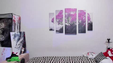 Alex WandHot online show from February 2, 2025, 1:52 pm