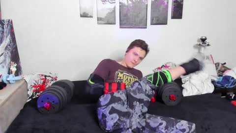 Alex WandHot online show from February 5, 2025, 8:00 am